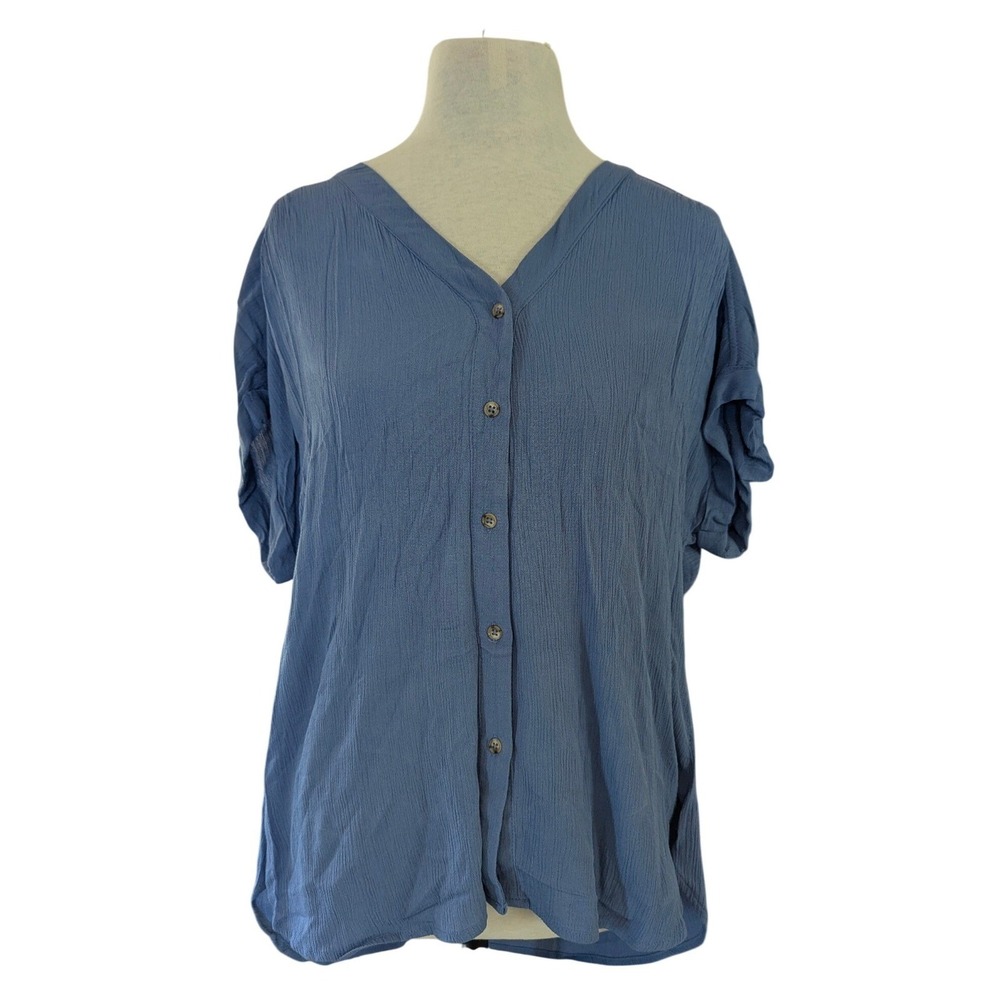 Orvis Women Medium Blue Short Sleeve Rayon Button Up Crinkle Blouse Top